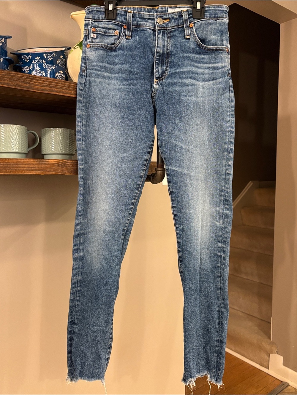 AG Farrah Skinny Ankle Jeans Size 28 Medium Wash High Rise Raw Hem Stretch Denim